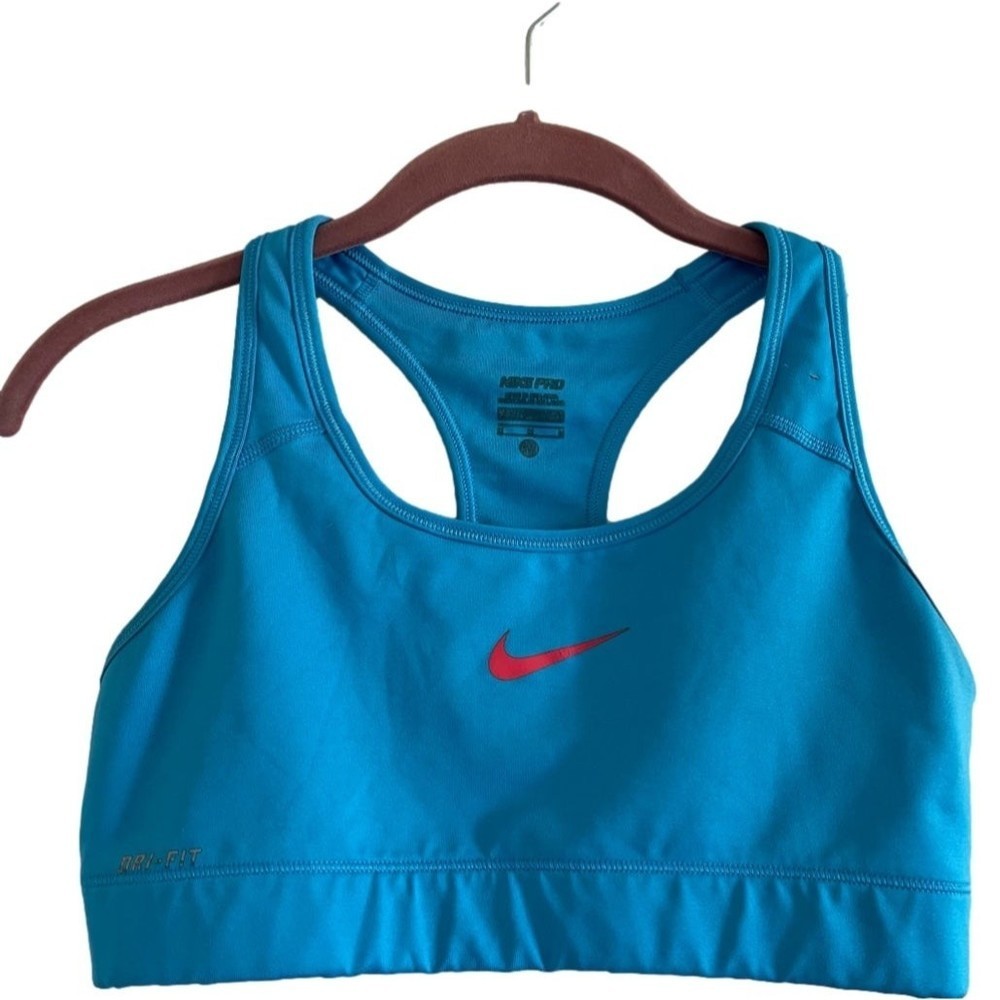 Nike pro Sports Bra light blue size medium